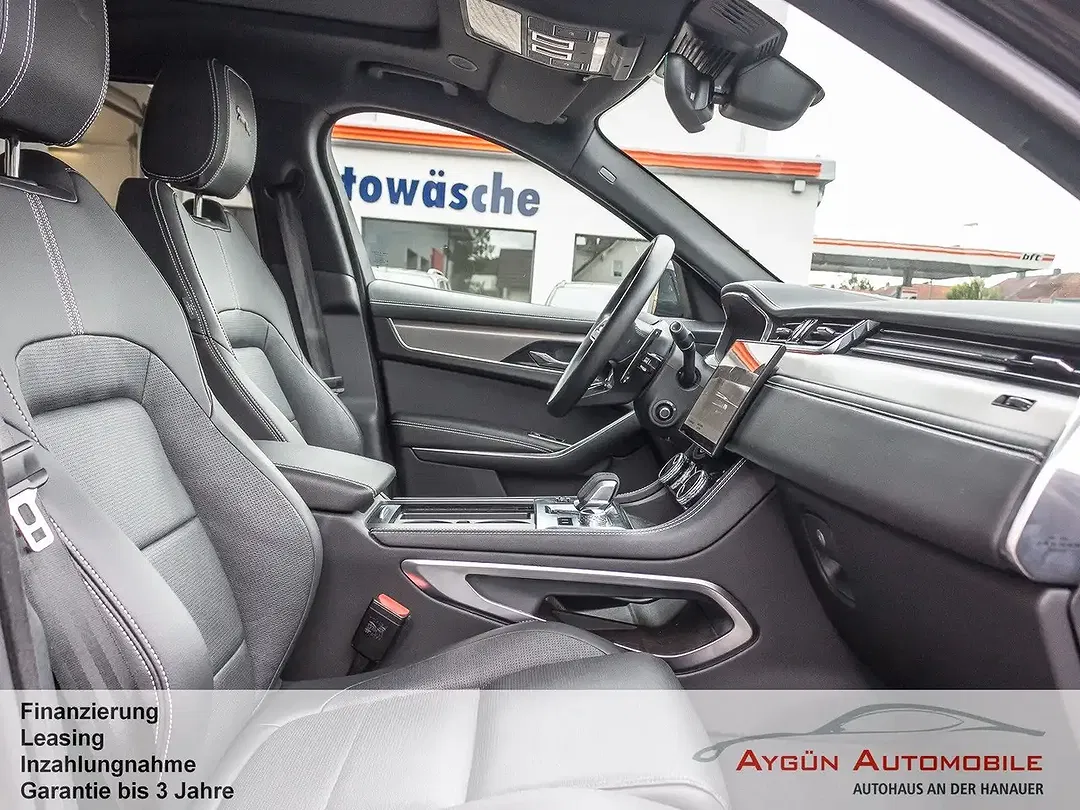 Jaguar F-Pace D300 R-Dynamic SE - Thumbnail 11