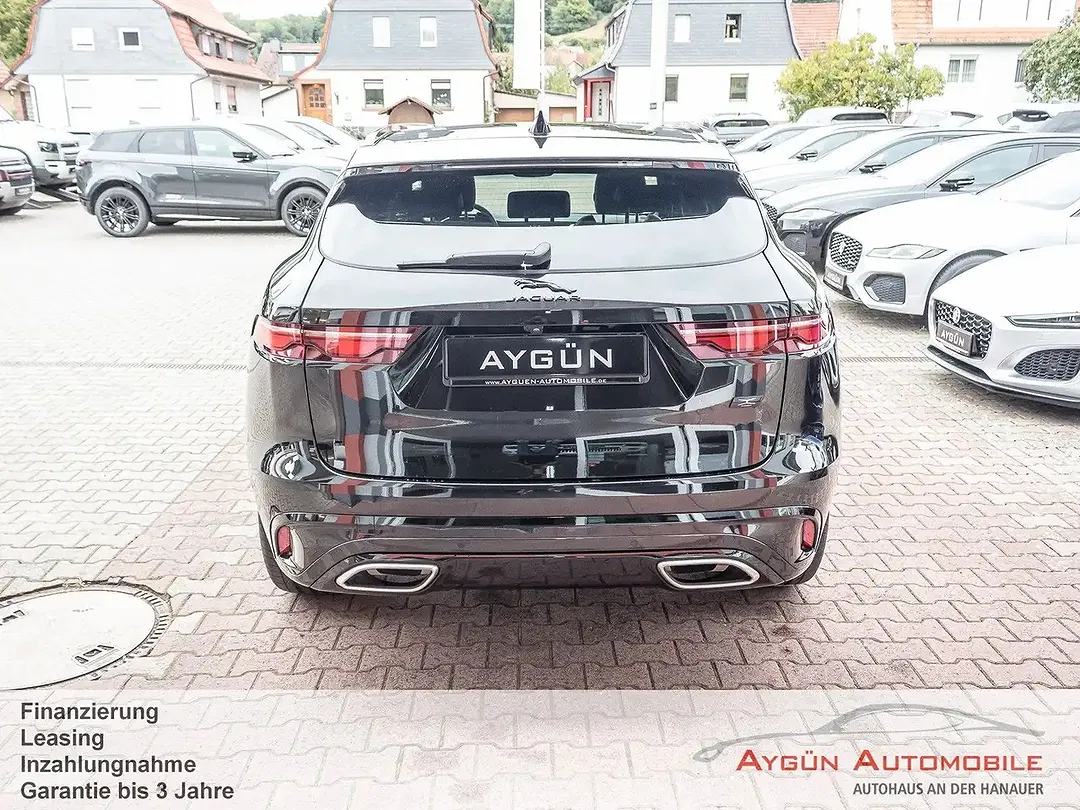 Jaguar F-Pace D300 R-Dynamic SE - Thumbnail 5