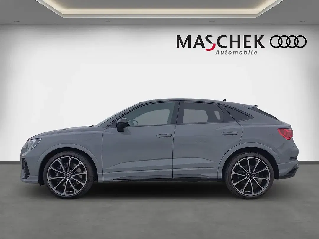 Audi RS Q3 AUT Matrix LED Sportback - foto 2