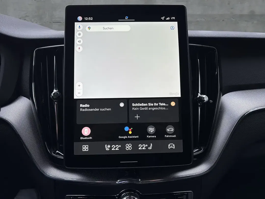 Volvo XC60 T6 PHEV AWD Plus Black Edition - Thumbnail 11