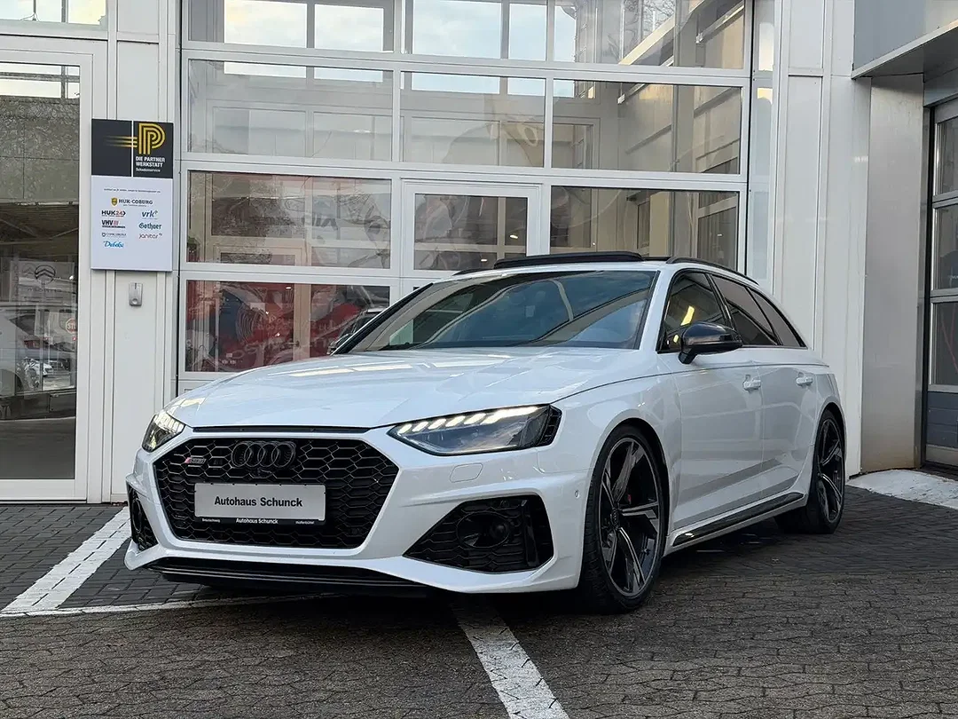 Audi RS4 - Afbeelding 1