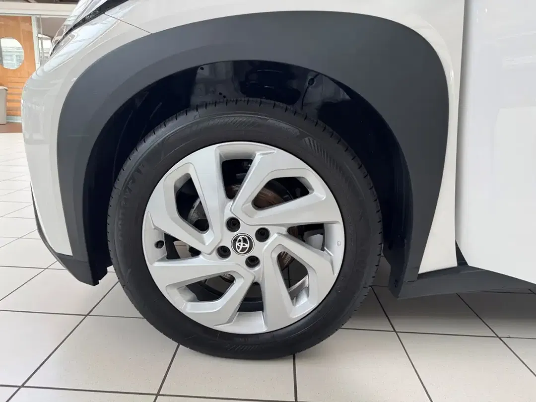 Toyota Aygo X - Thumbnail 11
