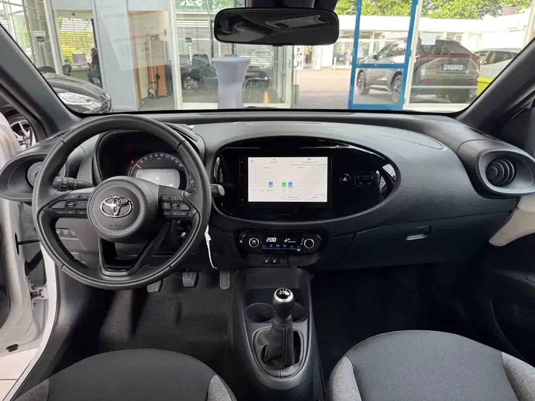 Toyota Aygo X - Thumbnail 8