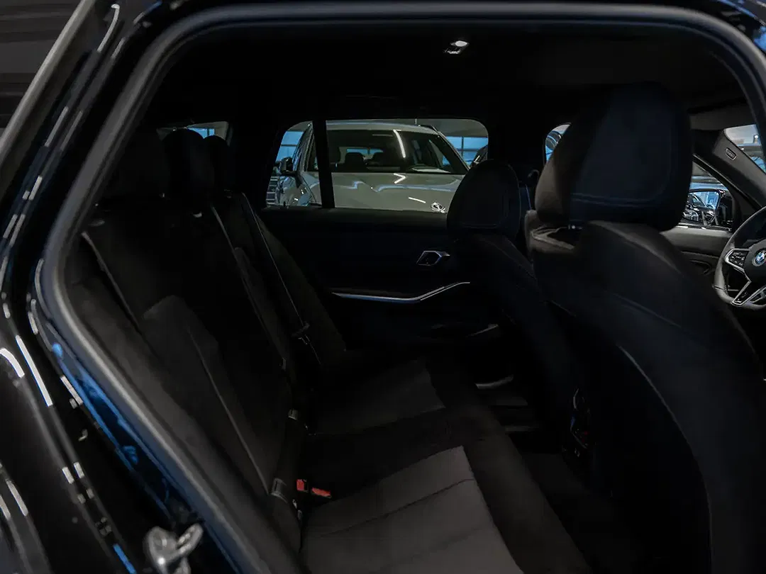 BMW 320 Touring M Sport Pro - Thumbnail 6