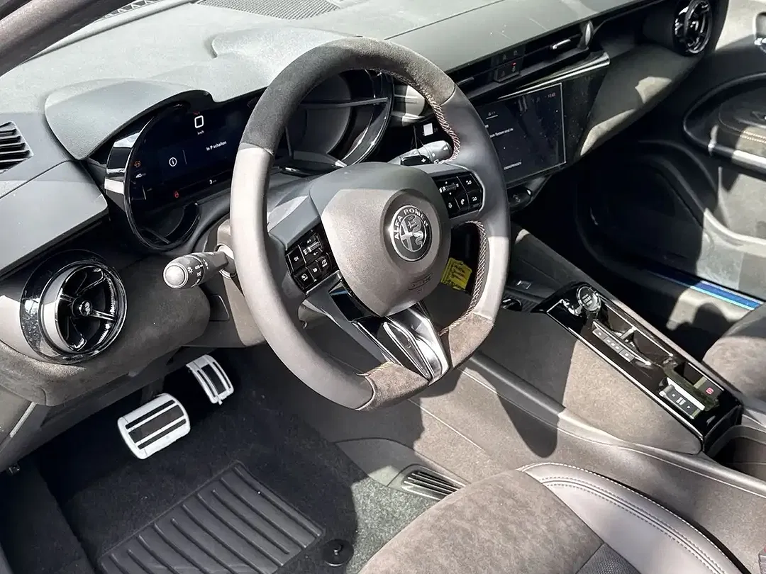 Alfa Romeo Junior 1.2 VGT MHEV Intensa - foto 15