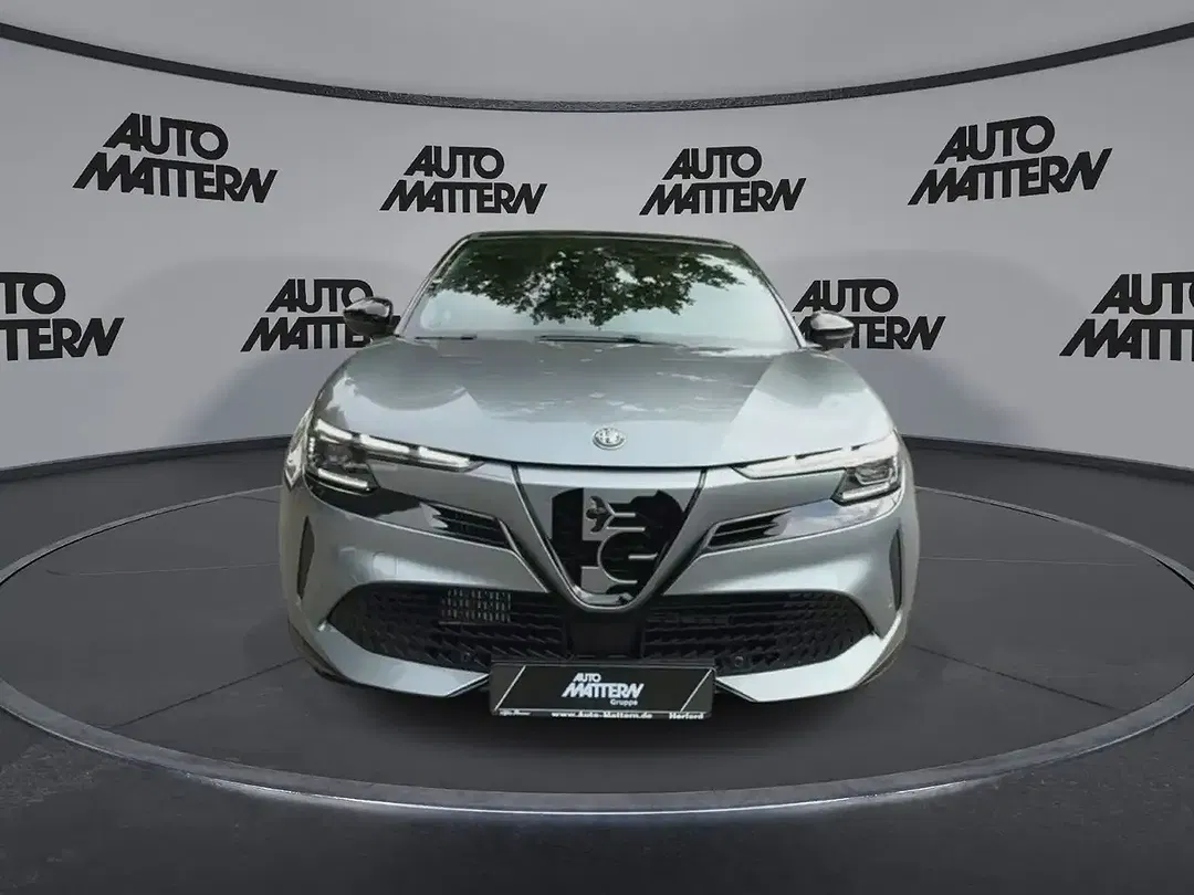 Alfa Romeo Junior 1.2 VGT MHEV Intensa - foto 2