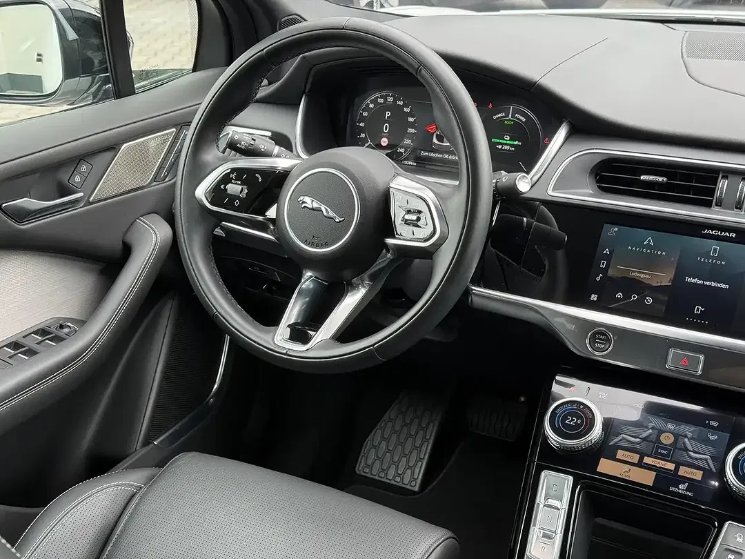 Jaguar I-Pace 4x4 HSE Premium Black - Thumbnail 11