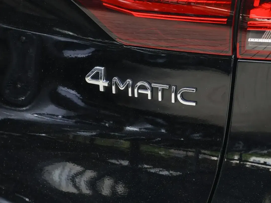 Mercedes-Benz EQC 400 4MATIC - foto 14