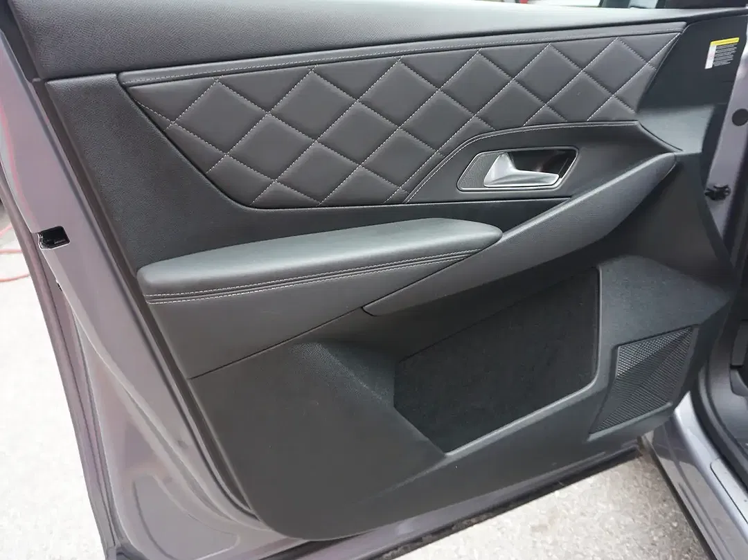 DS Automobiles DS 7 Crossback - Thumbnail 11