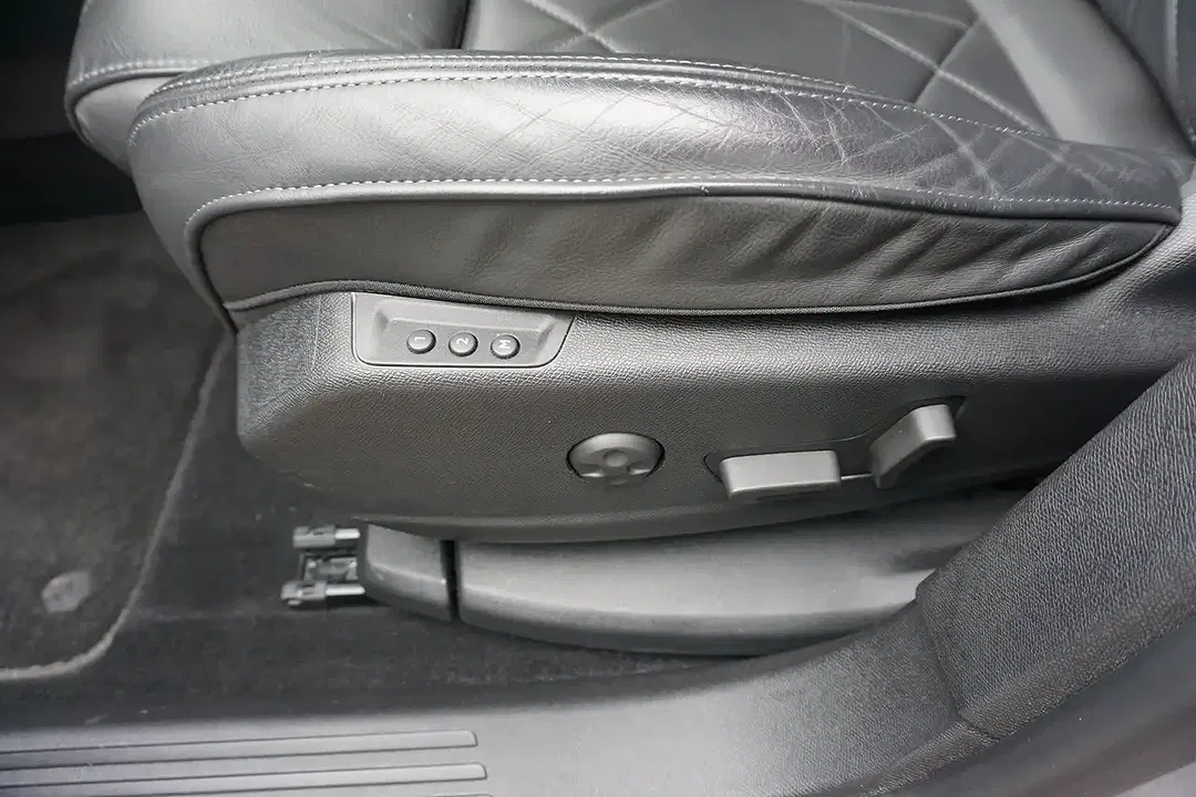 DS Automobiles DS 7 Crossback - Thumbnail 13