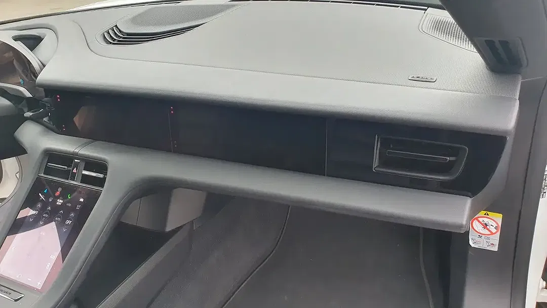 Porsche Taycan 4 S - Thumbnail 12