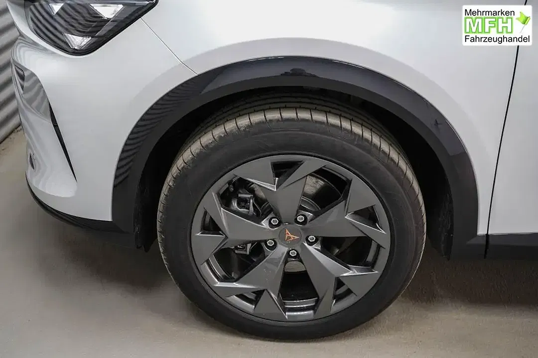 CUPRA Formentor 1.5 eTSI DSG AUT - Thumbnail 5