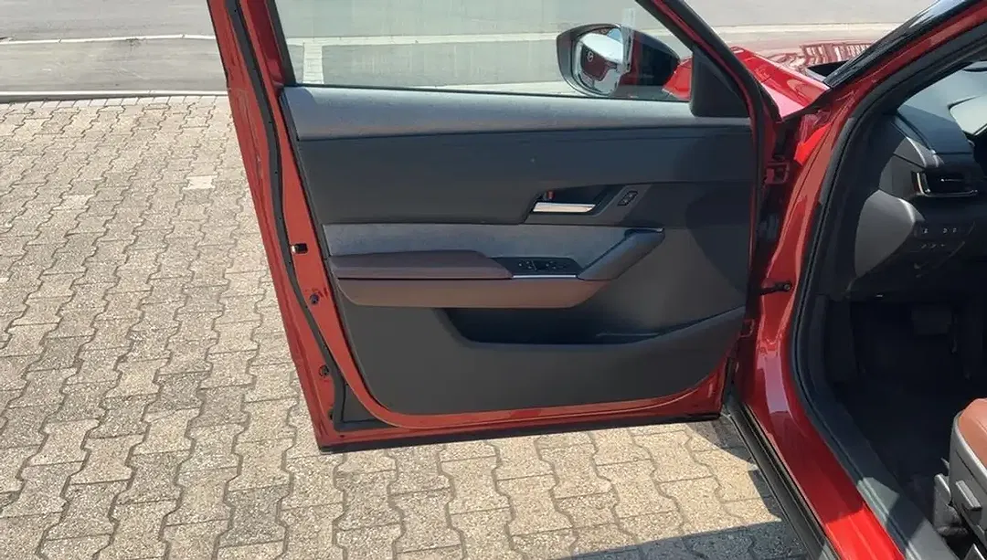 Mazda MX-30 EV Advantage - Thumbnail 10