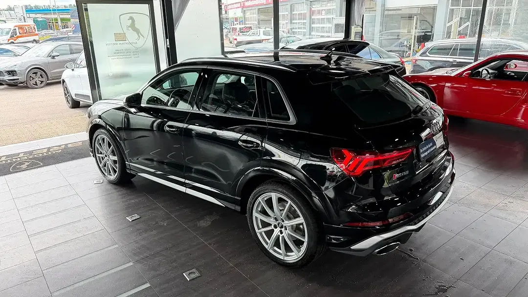 Audi RS Q3 2.5 TFSI quattro Matrix LED - Thumbnail 6