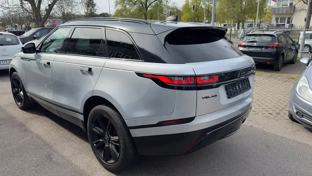 Land Rover Range Rover Velar R-Dynamic S - Thumbnail 4