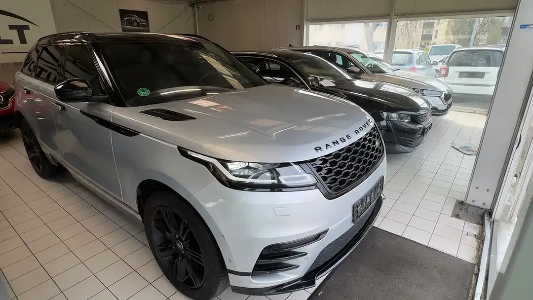 Land Rover Range Rover Velar R-Dynamic S - Thumbnail 7