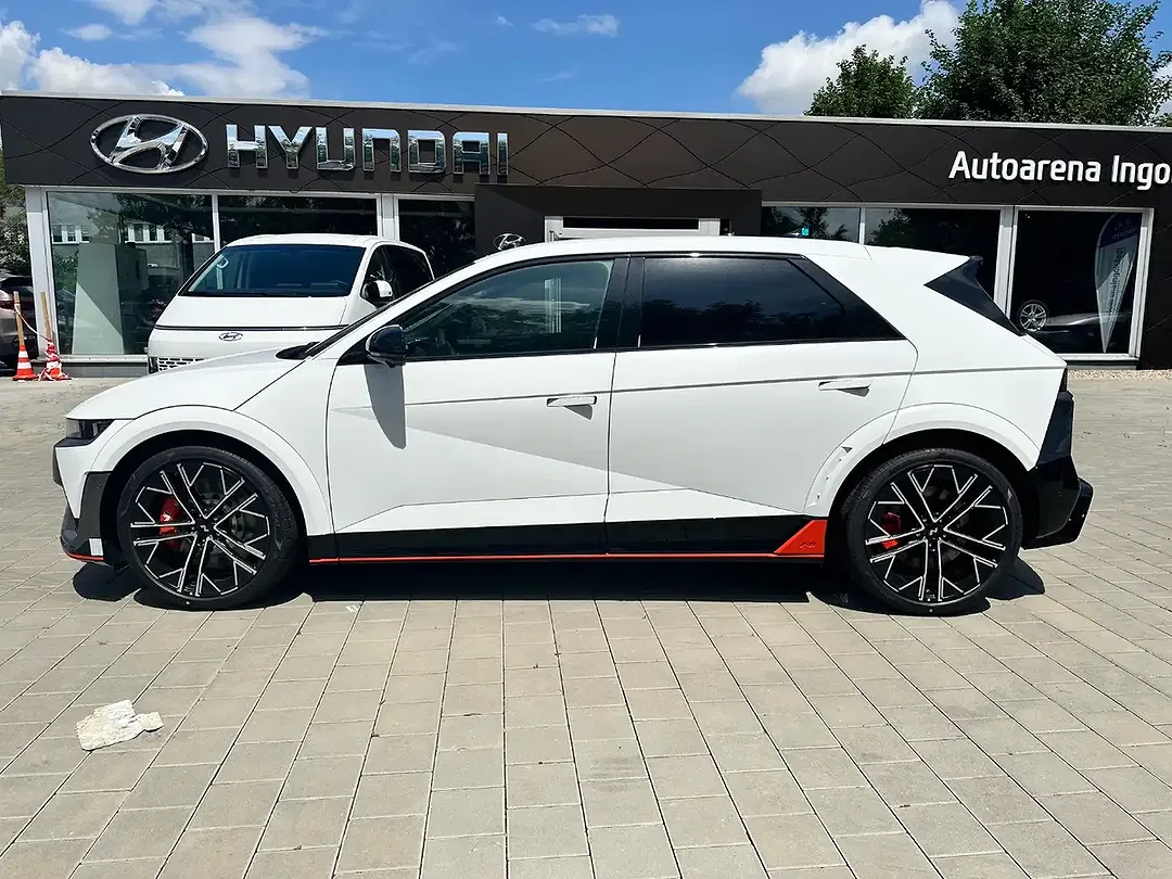 Hyundai IONIQ 5 N - Thumbnail 5