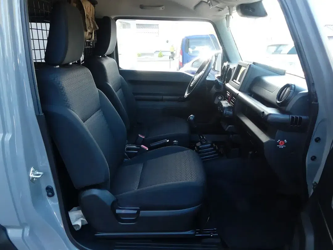 Suzuki Jimny AllGrip Comfort - Thumbnail 8