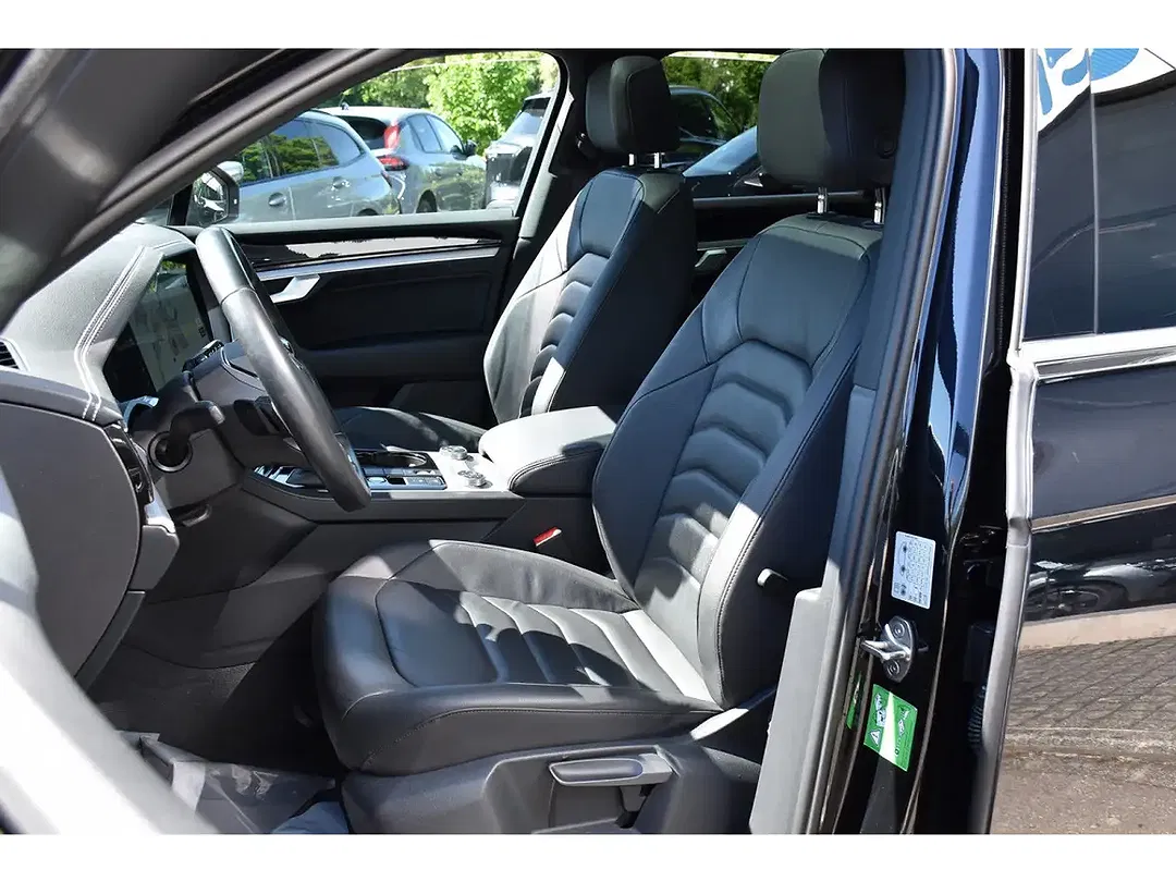 Volkswagen Touareg 3.0 TSI eHybrid PHEV 4Motion Elegance - Thumbnail 6