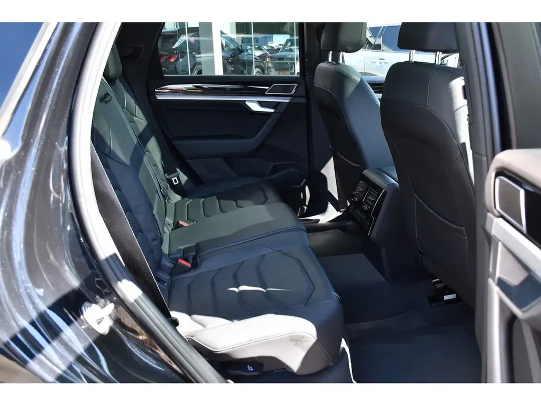 Volkswagen Touareg 3.0 TSI eHybrid PHEV 4Motion Elegance - Thumbnail 8