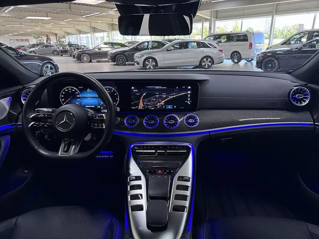 Mercedes-Benz AMG GT 43 4MATIC - Thumbnail 11