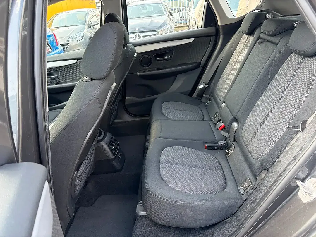 BMW 216 Active Tourer Advantage - Thumbnail 9