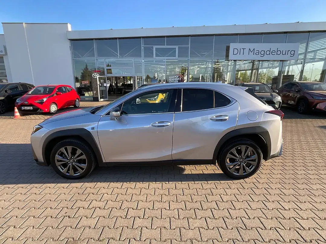 Lexus UX 250h F SPORT Design - foto 2