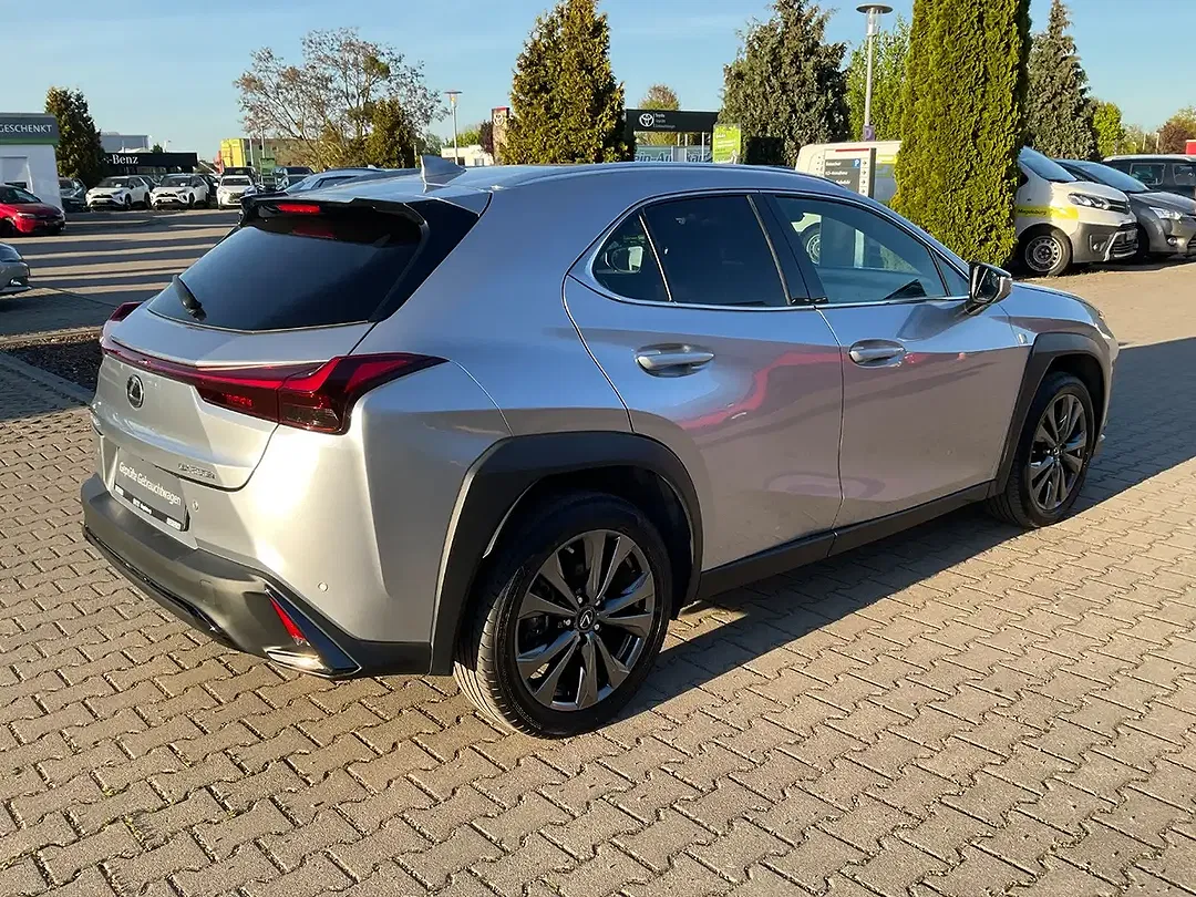 Lexus UX 250h F SPORT Design - Thumbnail 5