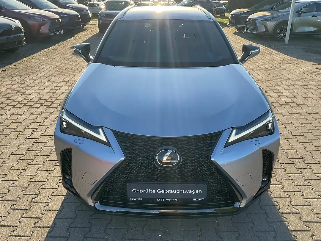 Lexus UX 250h F SPORT Design - Thumbnail 8