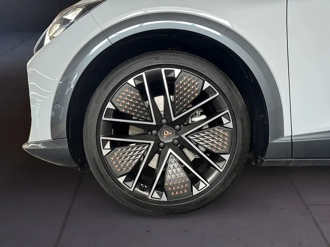 CUPRA Tavascan 4Drive VZ Matrix LED - Thumbnail 6