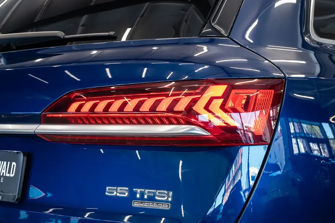 Audi Q7 55 TFSI S line - Thumbnail 8