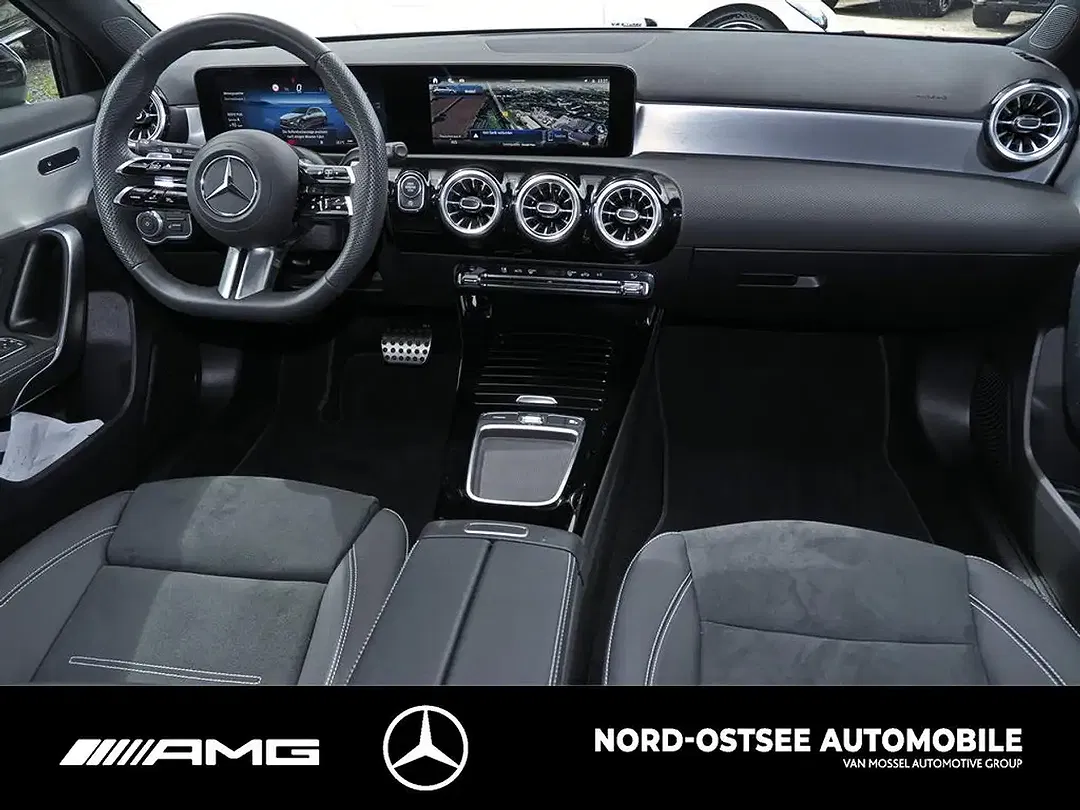 Mercedes-Benz A 200 AMG MBUX Night - Thumbnail 12