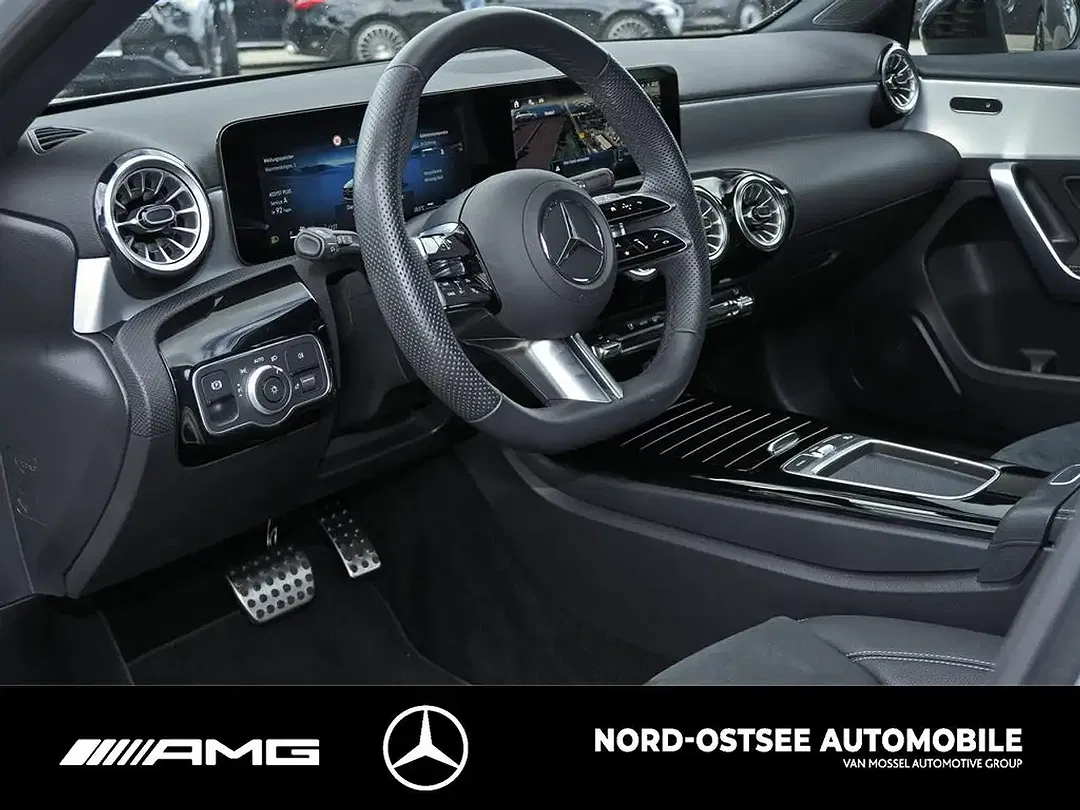 Mercedes-Benz A 200 AMG MBUX Night - Thumbnail 7