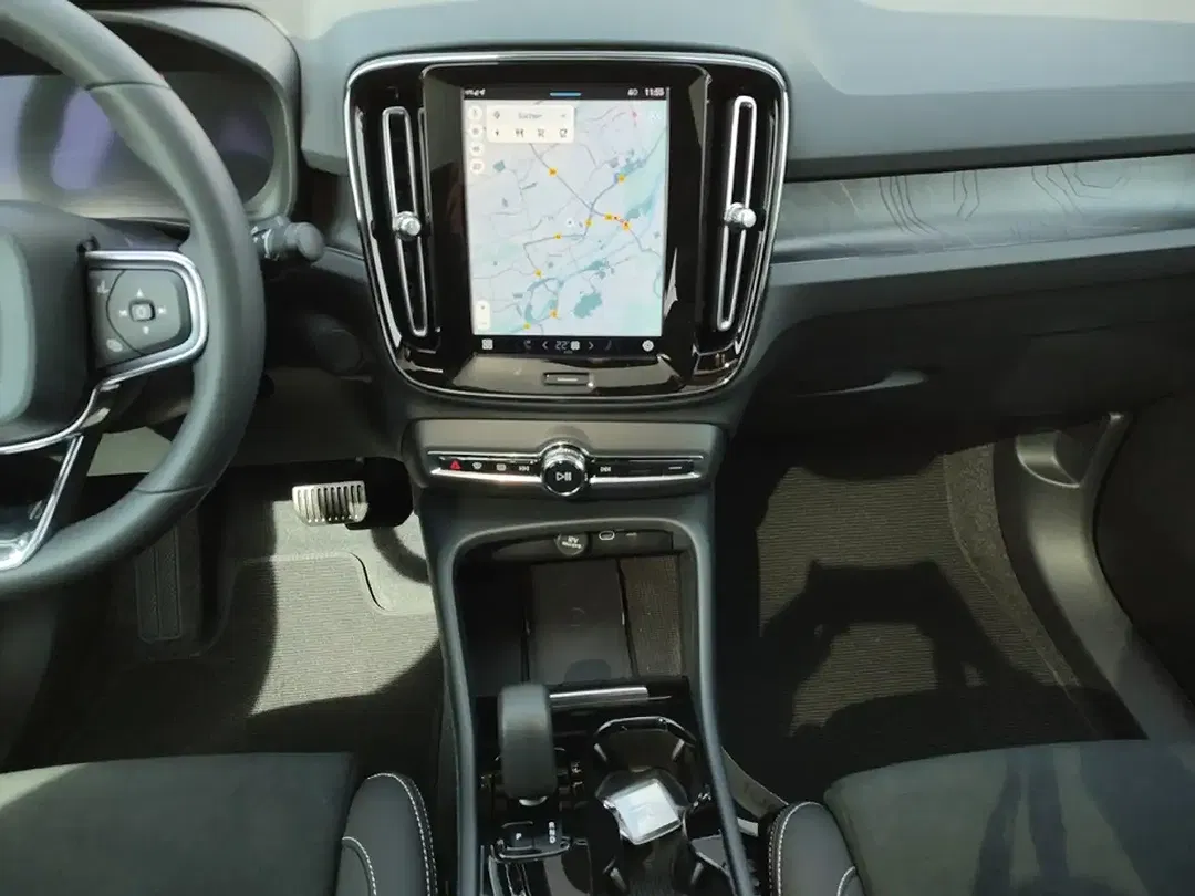 Volvo C40 Plus - Thumbnail 13