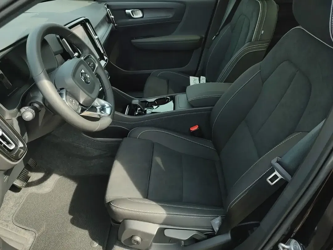 Volvo C40 Plus - Thumbnail 8