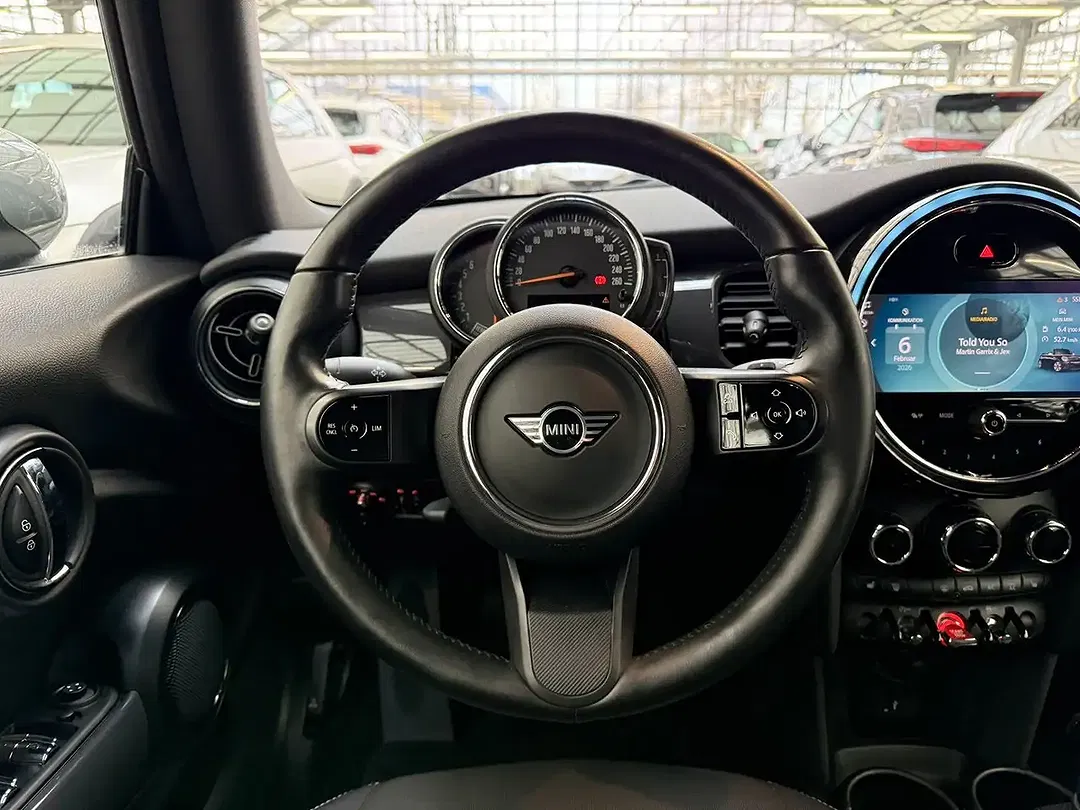 MINI One Cabrio Essential Trim - Thumbnail 14