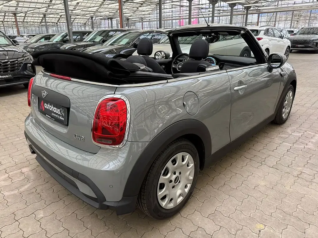 MINI One Cabrio Essential Trim - Thumbnail 9