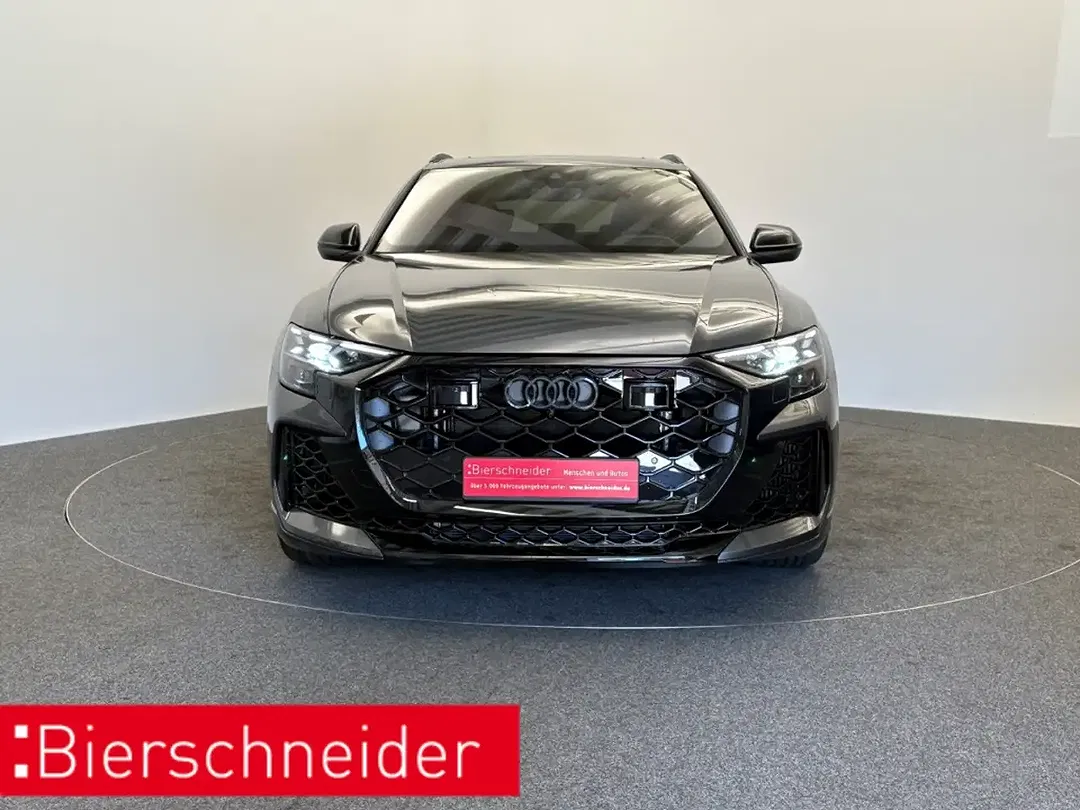 Audi RS Q8 performance - Thumbnail 3