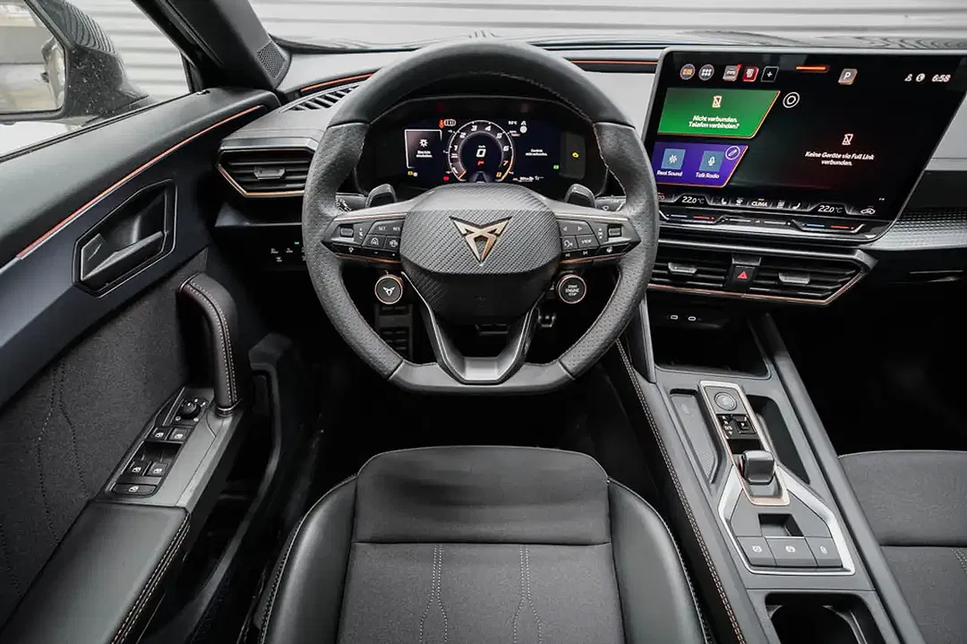 CUPRA Formentor 1.5 eTSI DSG - Thumbnail 8