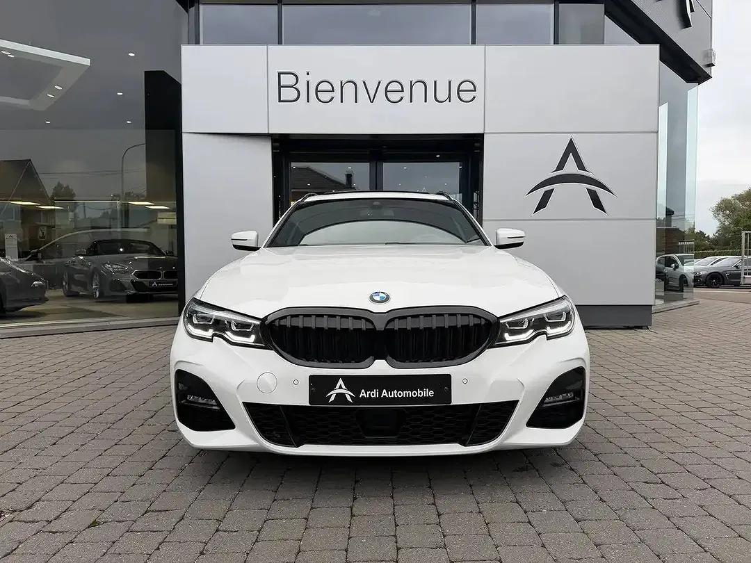 BMW 330 M Touring - Thumbnail 2