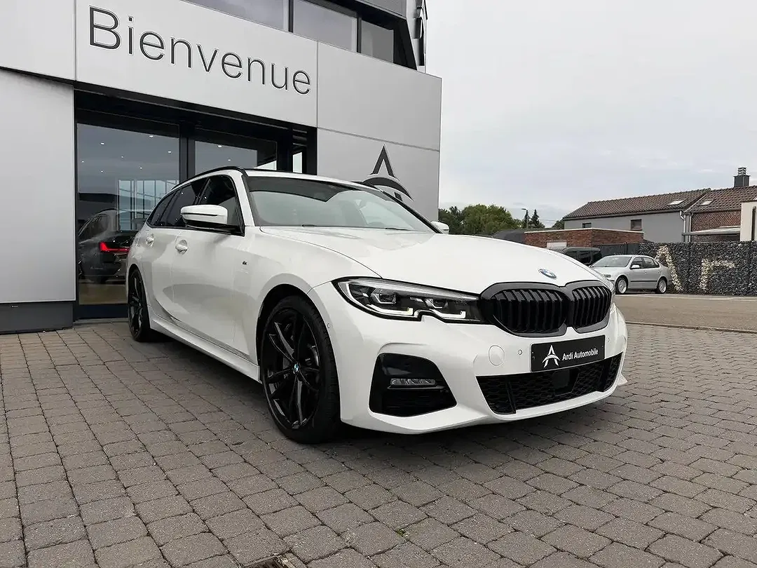 BMW 330 M Touring - Thumbnail 3