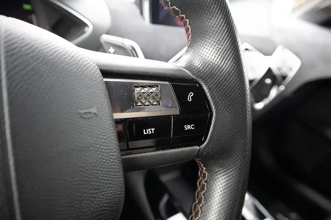 DS Automobiles DS 3 Crossback - Thumbnail 11