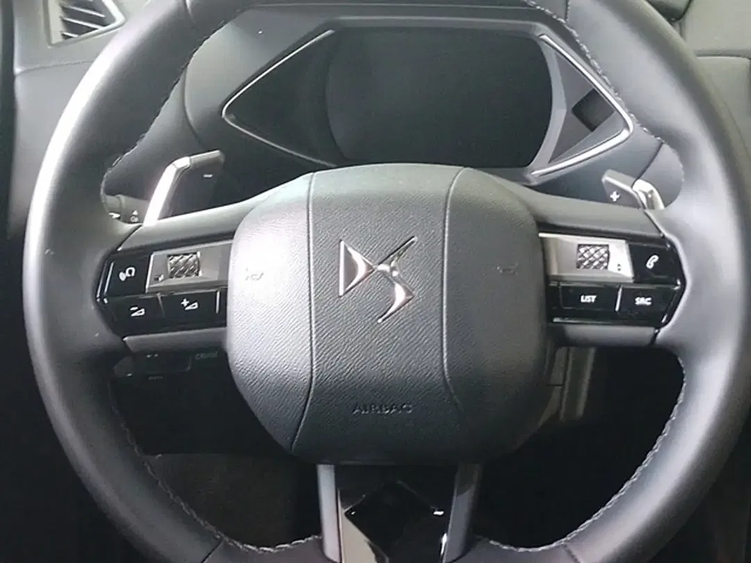 DS Automobiles DS 3 Crossback - Thumbnail 12