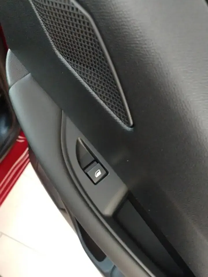 DS Automobiles DS 3 Crossback - Thumbnail 13