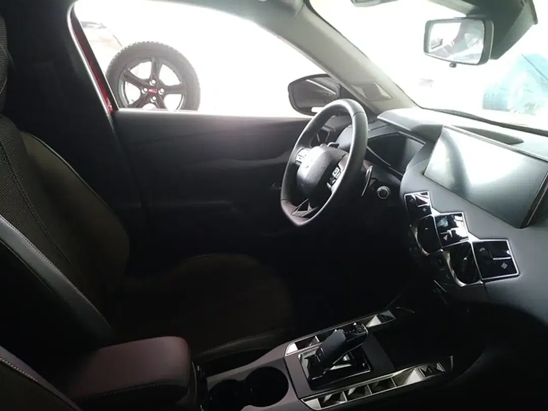 DS Automobiles DS 3 Crossback - Thumbnail 8
