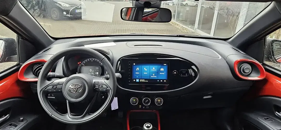 Toyota Aygo X Team Deutschland - Thumbnail 8