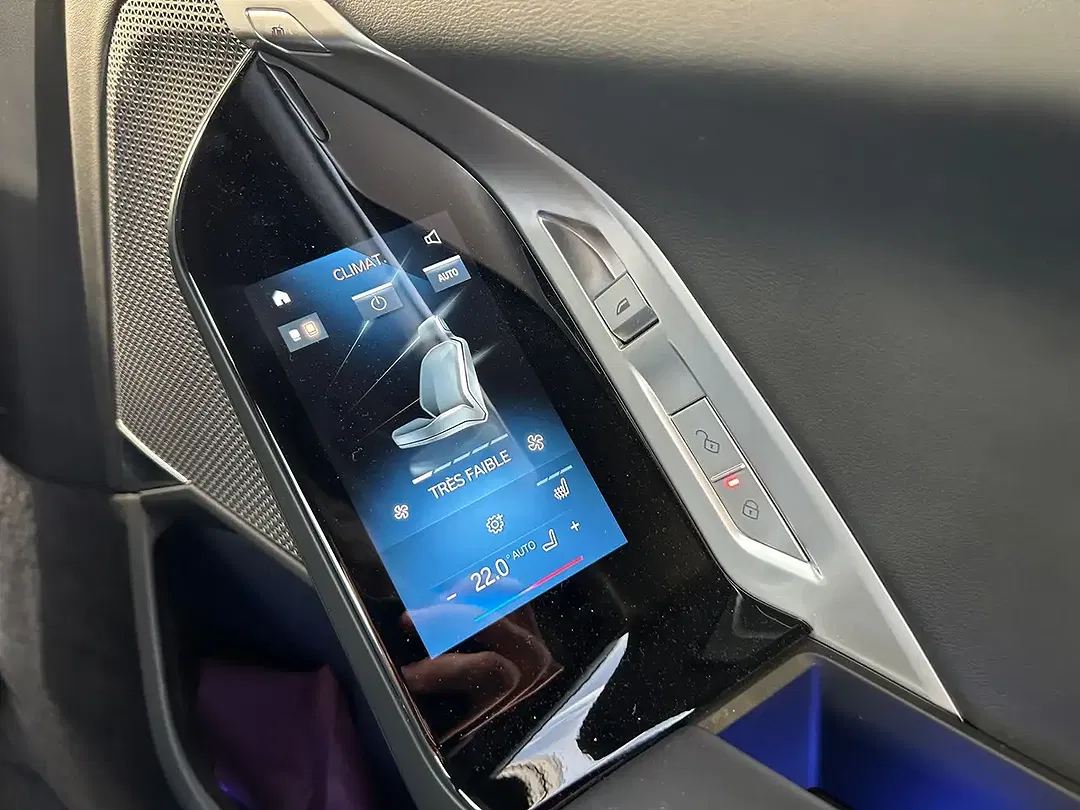 BMW i7 xDrive M60 - Thumbnail 17