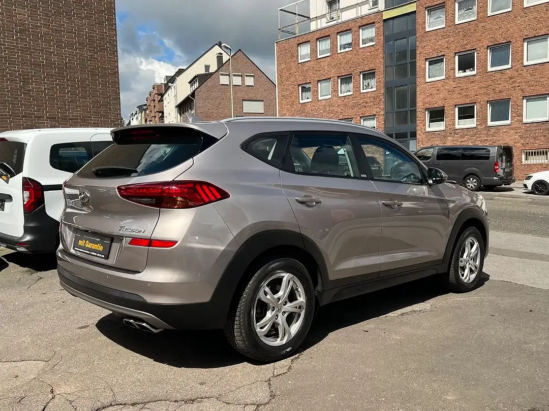 Hyundai TUCSON Trend - Thumbnail 9