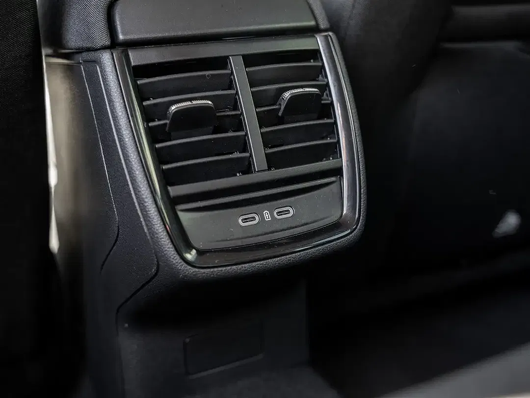Skoda Kamiq 1.5 TSI DSG Tour - Thumbnail 8