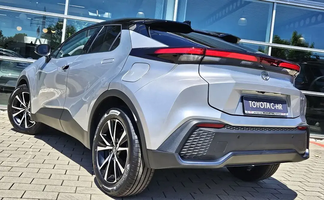 Toyota C-HR Hybrid Teamplayer - Thumbnail 4